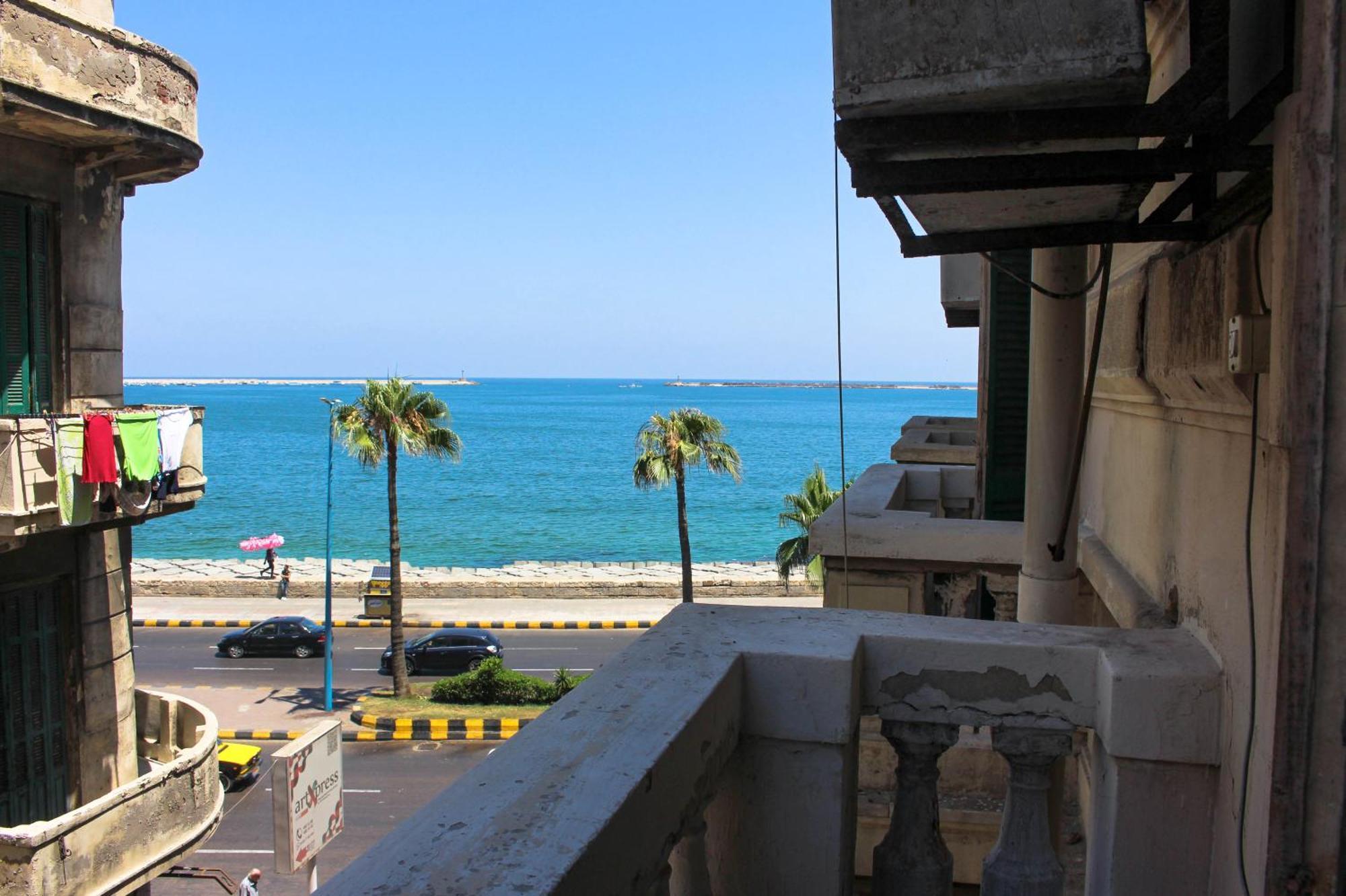 Ithaka Mansheya Hostel Alexandria Ruang foto